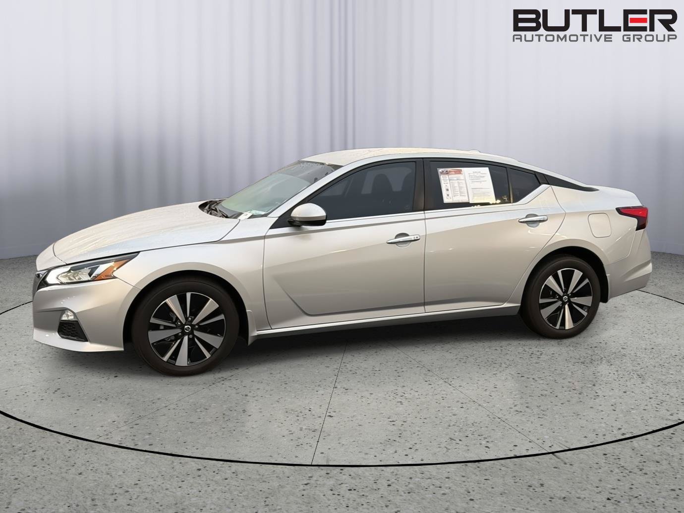 Used 2022 Nissan Altima 2.5 SV AWD/4WD image 3