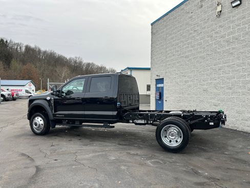 New 2026 Ford F550 4x4 Crew Cab image 7