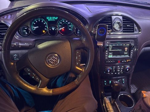 Used 2015 Buick Enclave Premium image 10