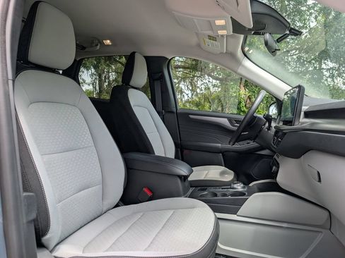 Used 2024 Ford Escape Active w/ Tech Pack #1 FWD image 18