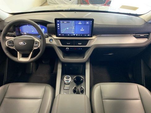 New 2026 Ford Explorer Active AWD/4WD image 13