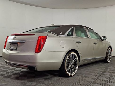 Used 2016 Cadillac XTS Luxury w/ Driver Awareness Package image 9