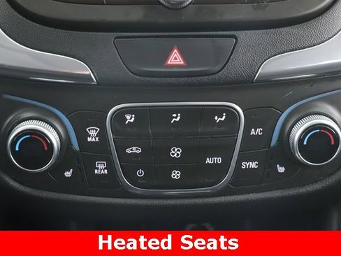 Used 2018 Chevrolet Equinox LT w/ Sun & Infotainment Package image 4