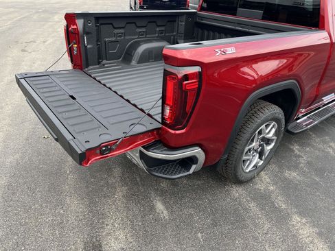 New 2026 GMC Sierra 1500 SLT image 51