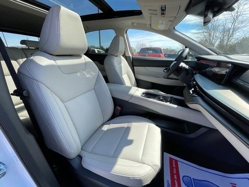 New 2025 Nissan Murano SL image 21