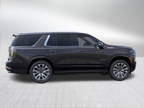 New 2026 Chevrolet Tahoe High Country AWD/4WD image 6