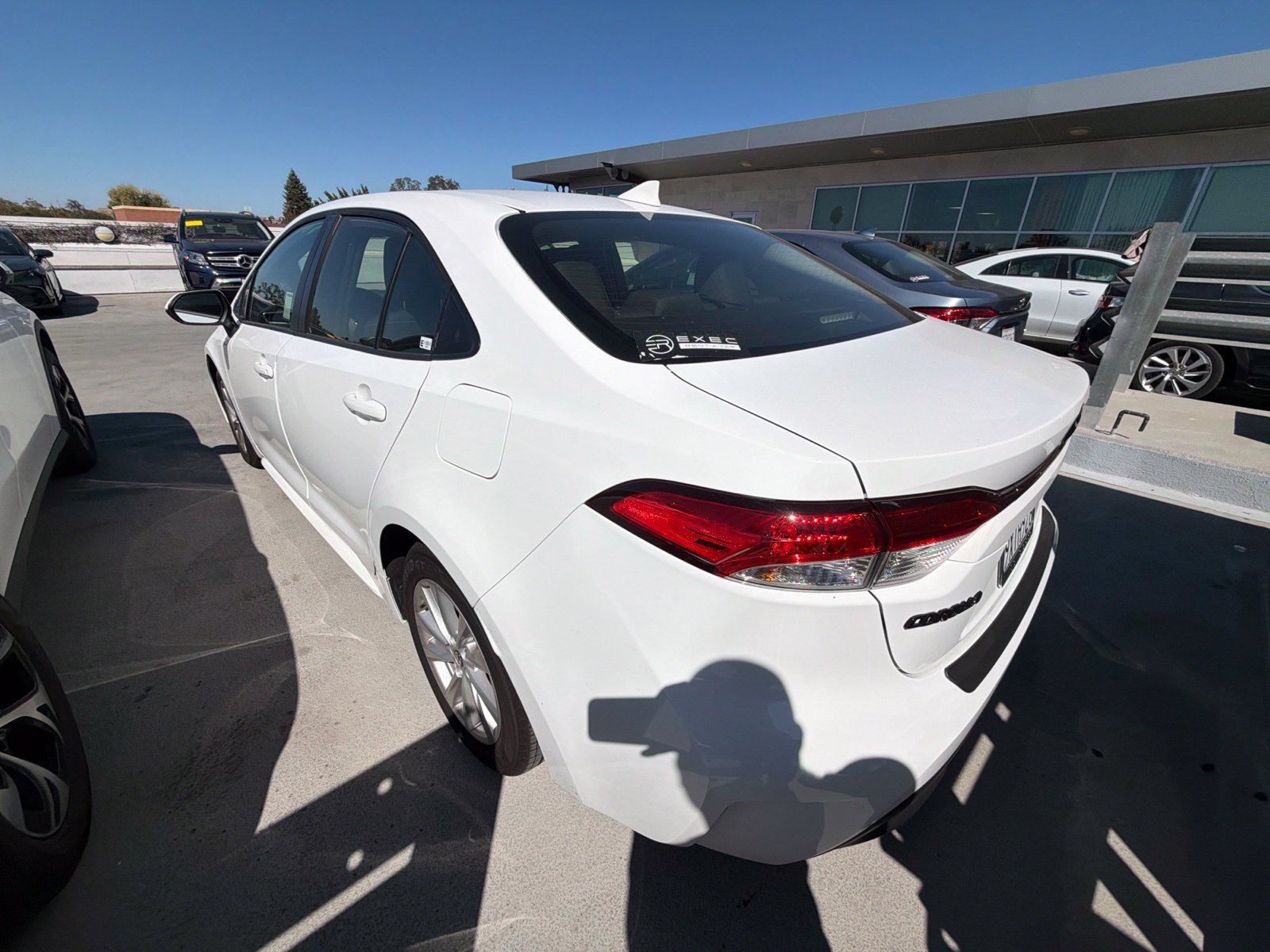 Used 2026 Toyota Corolla LE w/ LE Premium Package FWD image 4