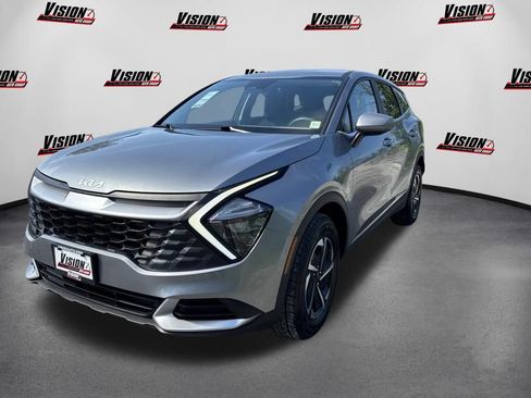 Used 2023 Kia Sportage LX AWD/4WD image 1