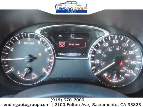 Used 2019 Nissan Pathfinder SV image 20