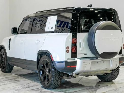 Used 2021 Land Rover Defender 110 SE AWD/4WD image 16