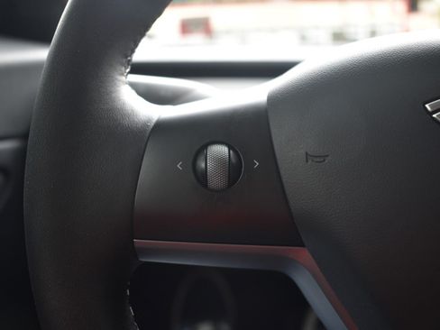 Used 2021 Tesla Model 3 Long Range AWD/4WD image 26