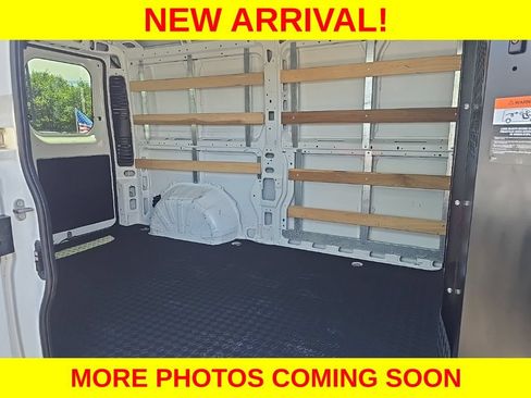 Used 2025 RAM ProMaster 2500 w/ U-Haul Equipment Group FWD image 14