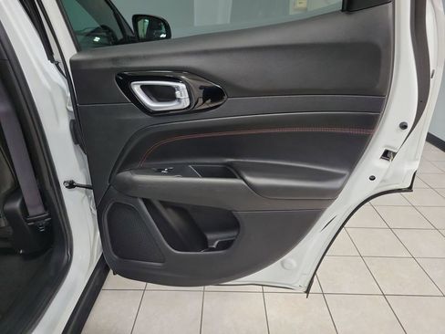 Used 2023 Jeep Compass Trailhawk w/ Trailhawk Convenience Group image 25