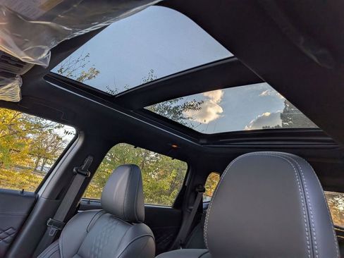 New 2025 Mitsubishi Outlander SEL Black Edition image 13