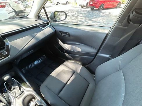 Used 2024 Toyota Corolla LE FWD image 11