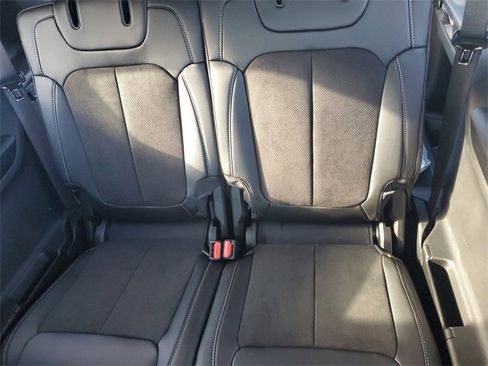 New 2025 Jeep Grand Cherokee L Altitude image 11