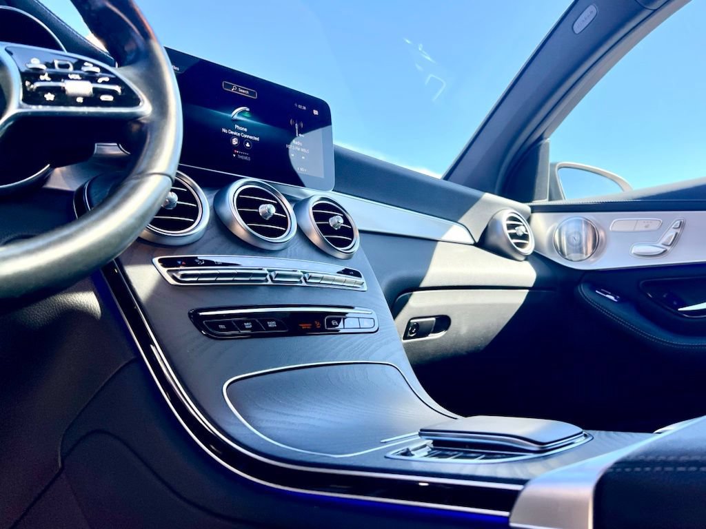 Certified 2023 Mercedes-Benz GLC 300 4MATIC Coupe image 11