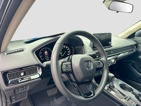 Certified 2023 Honda Civic EX image 9