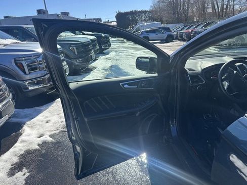 Used 2023 Ford Edge ST w/ Equipment Group 401A image 13