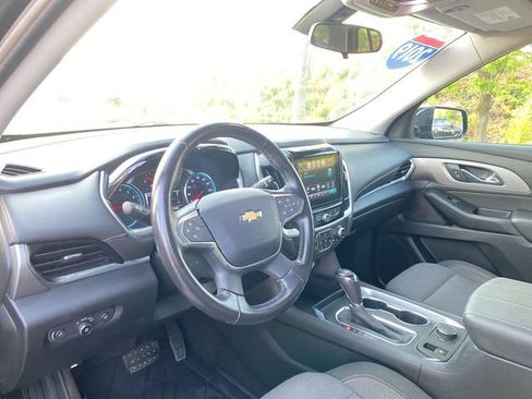 Used 2019 Chevrolet Traverse LT w/ LPO, Floor Liner Package AWD/4WD image 10