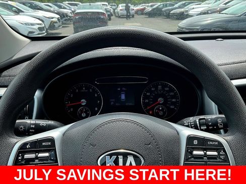 Used 2019 Kia Sorento FWD image 17