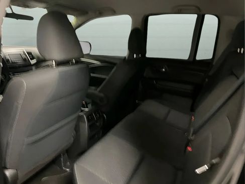 Used 2019 Honda Ridgeline Sport image 12