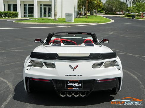 Used 2016 Chevrolet Corvette Z06 w/ 3LZ Preferred Equipment Group RWD image 52