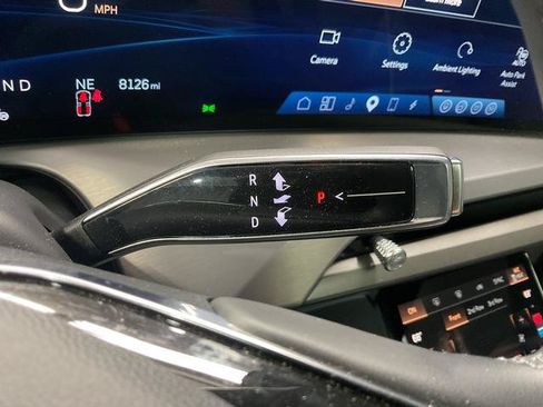 Used 2026 Cadillac Vistiq Sport w/ LPO, Floor Liner Package AWD/4WD image 19