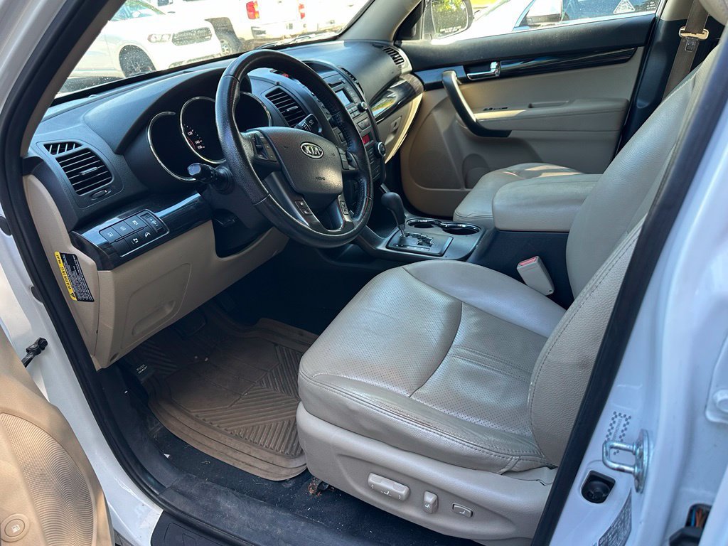 Used 2011 Kia Sorento EX w/ Premium Pkg FWD image 10