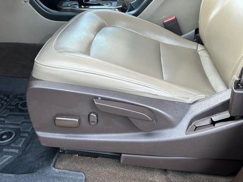 Used 2018 GMC Canyon SLT w/ Driver Alert Package image 24