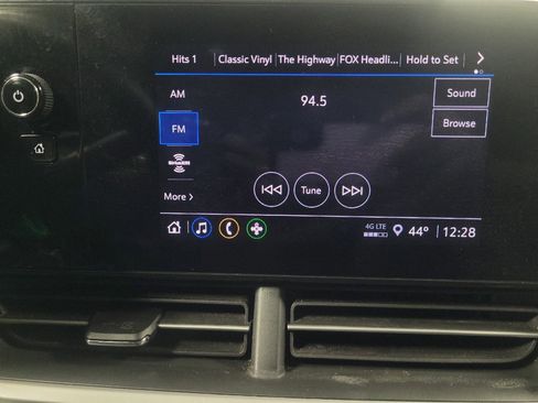 Used 2024 Chevrolet Trax LS image 25