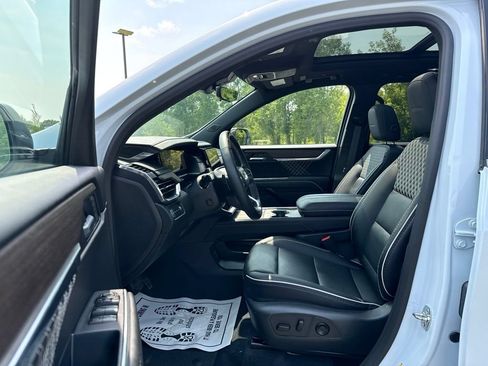Used 2026 GMC Acadia Denali w/ Super Cruise Package AWD/4WD image 26