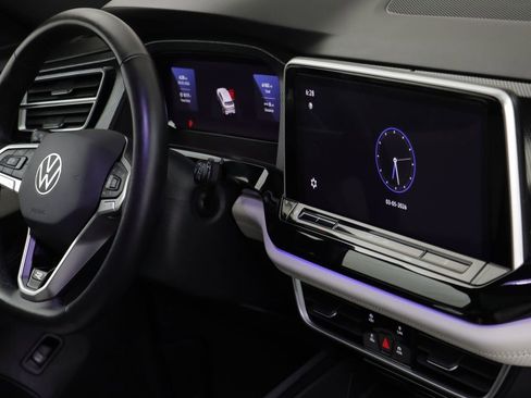 Used 2024 Volkswagen Atlas Cross Sport SEL Premium R-Line image 21