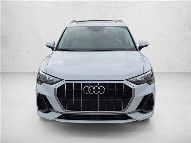 Used 2022 Audi Q3 2.0T Premium AWD/4WD image 2