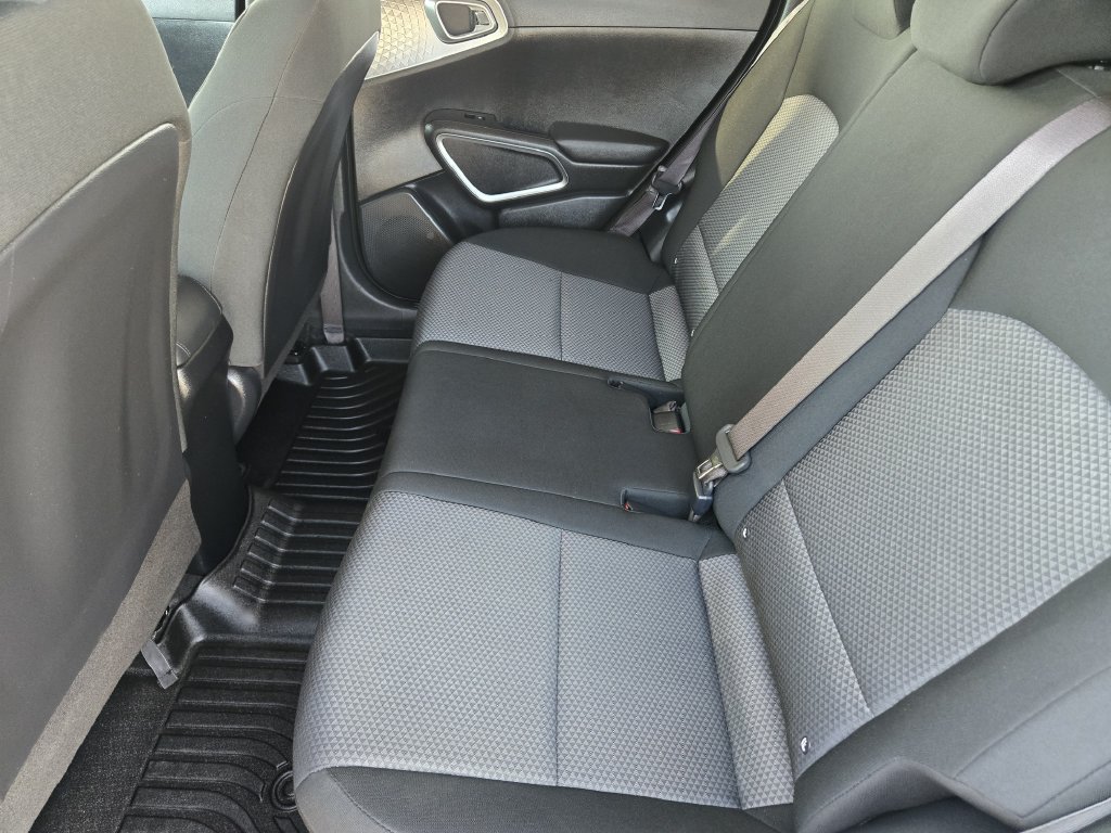Used 2022 Kia Soul LX w/ Technology Package FWD image 31