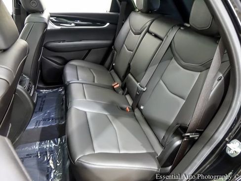 Certified 2025 Cadillac XT5 Premium Luxury AWD/4WD image 12