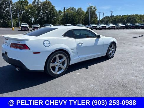 Used 2015 Chevrolet Camaro LT w/ RS Package RWD image 7