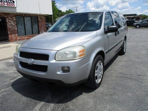 Used 2008 Chevrolet Uplander LS w/ Climate Package FWD image 6