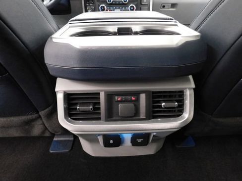 Used 2023 Ford F150 Limited image 18