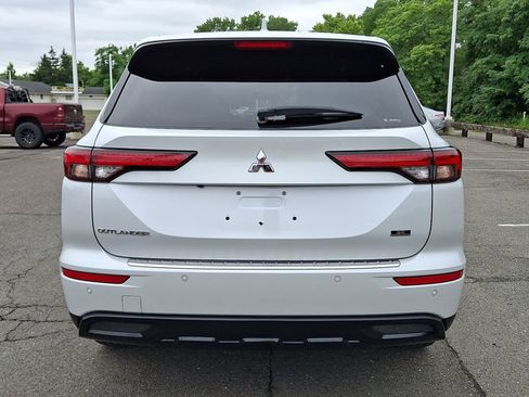 Used 2023 Mitsubishi Outlander SE AWD/4WD image 24