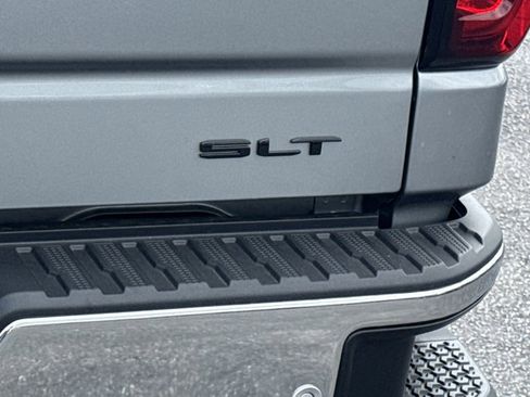 New 2026 GMC Sierra 1500 SLT w/ SLT Premium Plus Package image 10