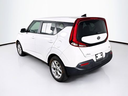Used 2020 Kia Soul S image 28