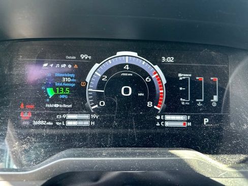 Used 2023 Toyota Tundra Platinum AWD/4WD image 19