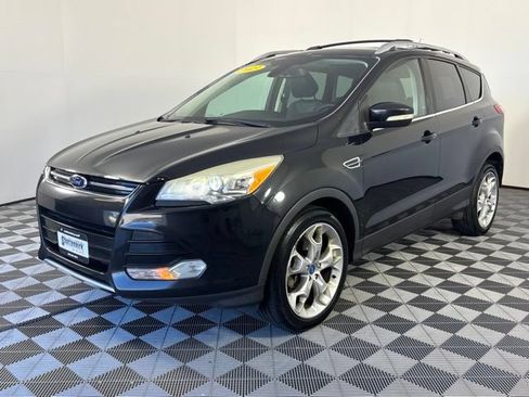 Used 2013 Ford Escape Titanium FWD image 2