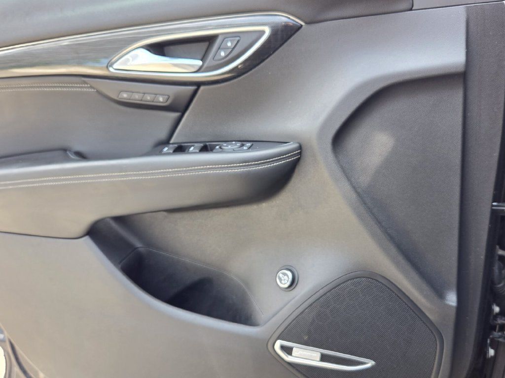 Used 2023 Buick Envision Essence w/ Technology Package I AWD/4WD image 29