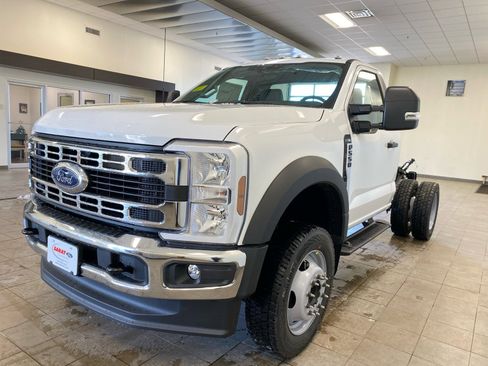 New 2026 Ford F550 4x4 Regular Cab Super Duty image 4