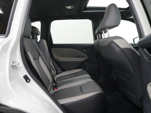 Used 2025 Subaru Forester Limited image 11