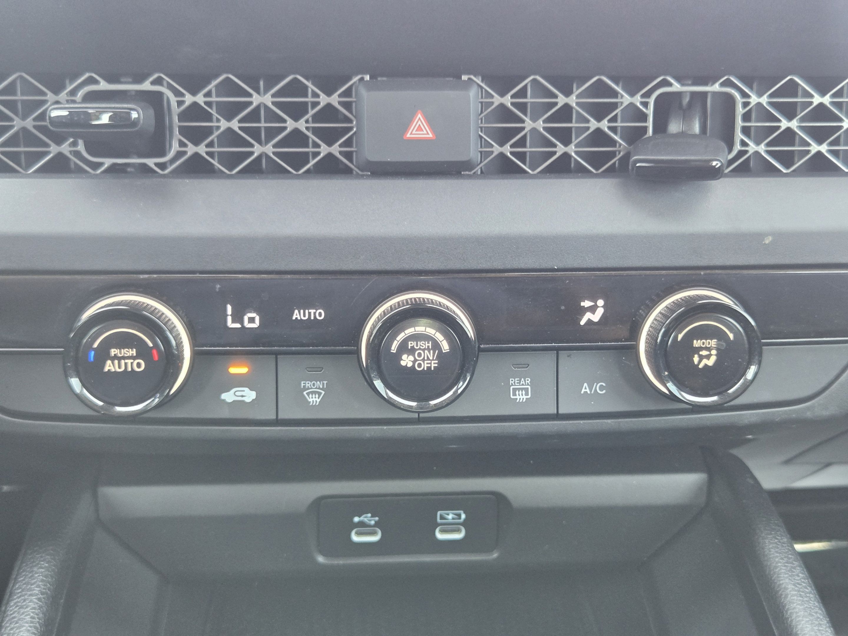 Certified 2025 Honda Accord LX image 15