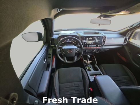 Used 2025 Nissan Frontier PRO-4X AWD/4WD image 10