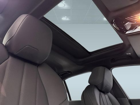 Used 2026 BMW 530i w/ Premium Package image 14